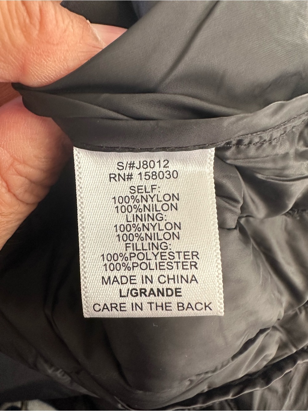 🍎 Women's Packable Puffer Jacket - Black - Picture 4 of 4